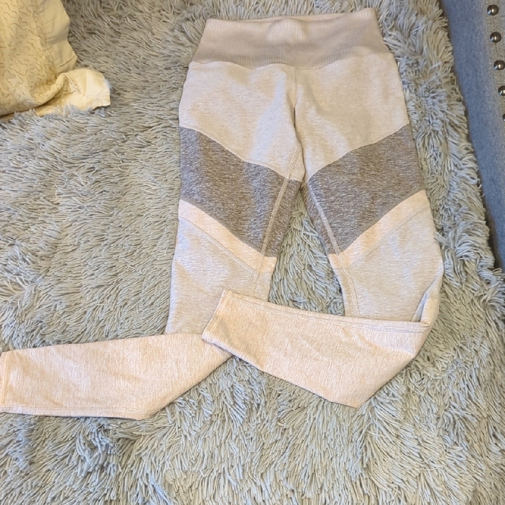 Stylish Gray and Cream Leggings